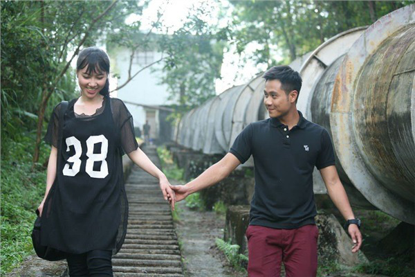 Thầy giáo hot nhất màn ảnh Thanh Sơn điển trai từ thuở vào nghề - Ảnh 10. Thầy giáo hot nhất màn ảnh Thanh Sơn điển trai từ thuở vào nghề - Ảnh 10.