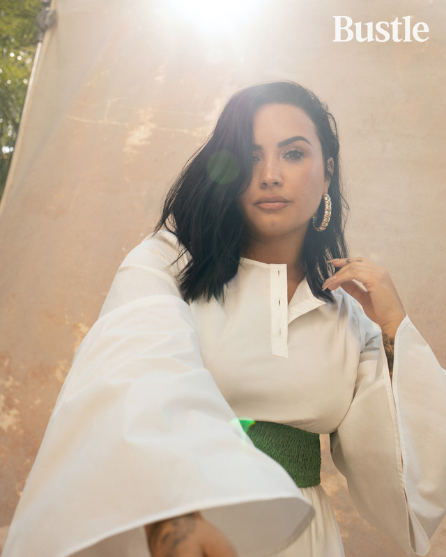 Không sợ bị chê bai, Demi Lovato tự tin khoe vóc dáng - Ảnh 2.