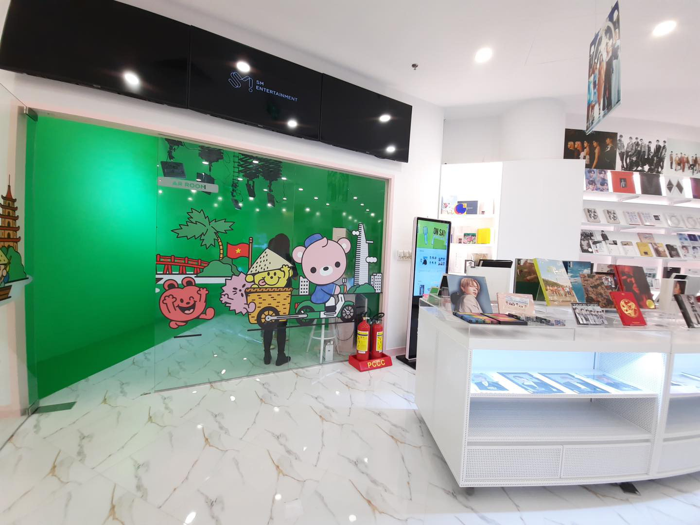 SM TOWN ở Việt Nam c&oacute; những g&igrave;? - Ảnh 9.