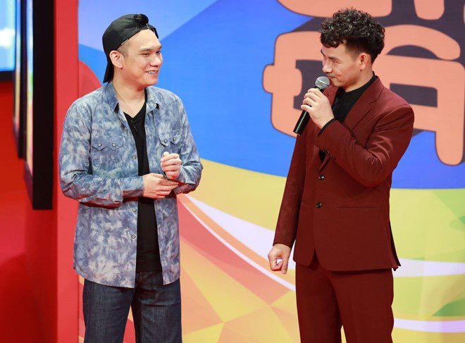 Ơn giời! Cậu đ&acirc;y rồi: Khắc Việt, Ch&acirc;u Đăng Khoa khiến c&aacute;c trưởng ph&ograve;ng chật vật - Ảnh 1.