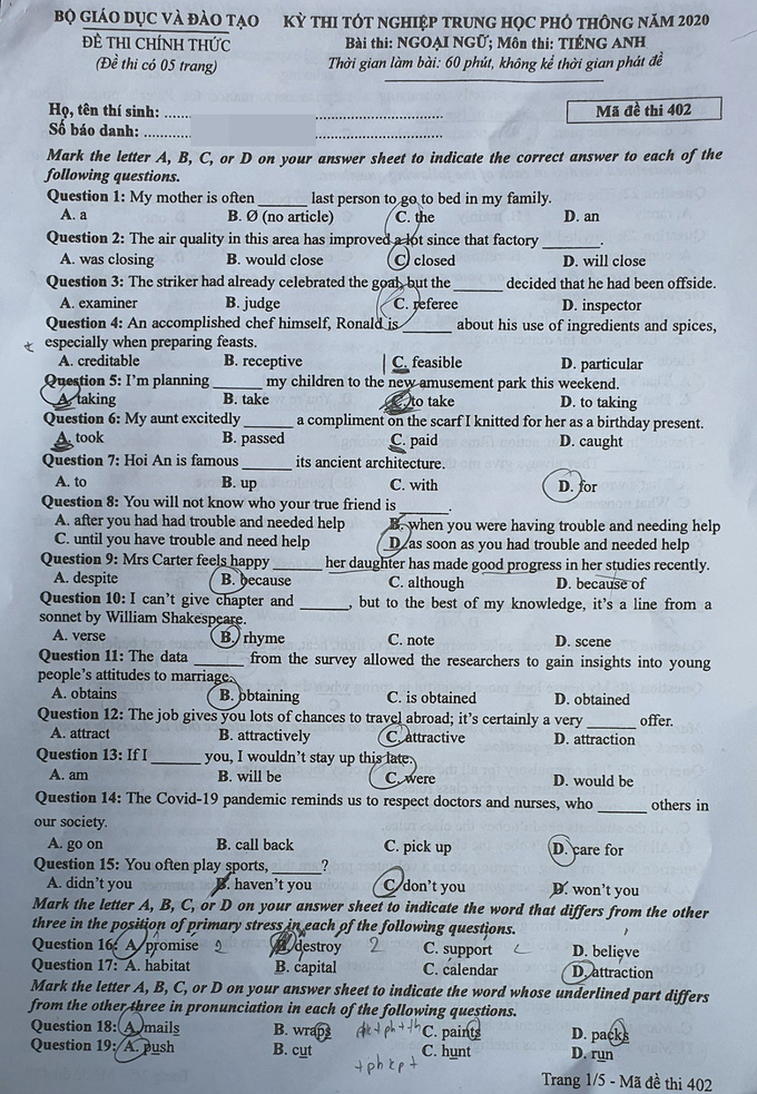 Đề tiếng Anh ch&iacute;nh thức kỳ thi tốt nghiệp THPT 2020 - Ảnh 6.