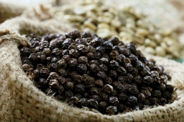 Hồ tiêu Việt Nam mắc kẹt tại Nepal vẫn chưa được tái xuất - Ảnh 1. Hồ tiêu Việt Nam mắc kẹt tại Nepal vẫn chưa được tái xuất - Ảnh 1.
