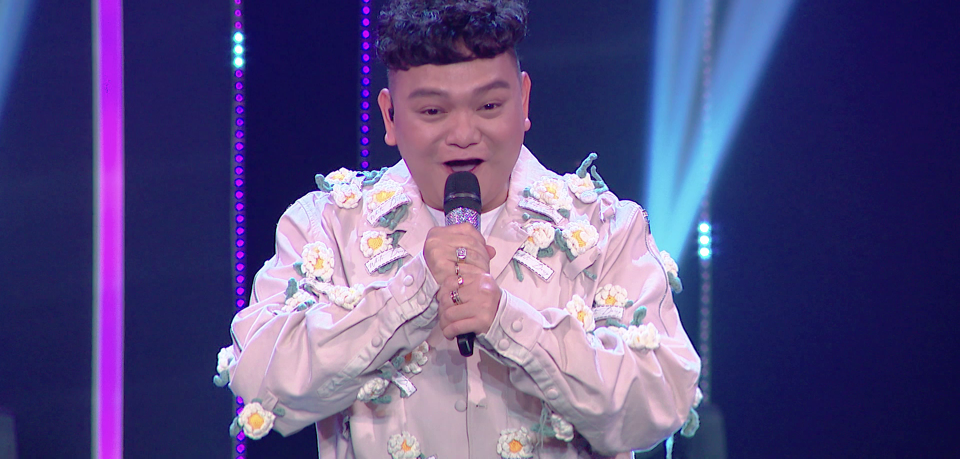 Gameshow âm nhạc mới toanh Ca sĩ ẩn danh lên sóng VTV3 - Ảnh 3. Gameshow âm nhạc mới toanh Ca sĩ ẩn danh lên sóng VTV3 - Ảnh 3.