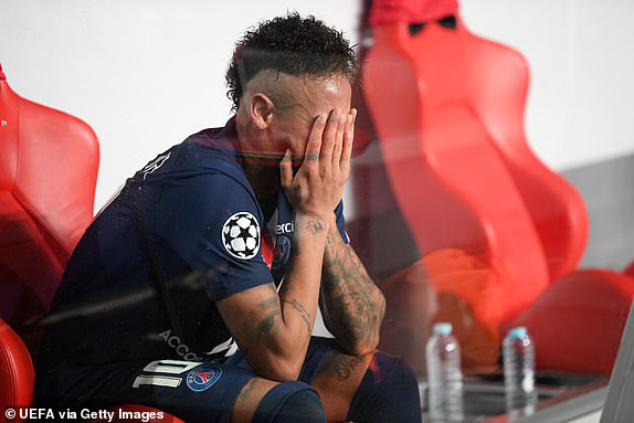 Neymar khóc nức nở khi PSG để tuột chức vô địch Champions League - Ảnh 7.