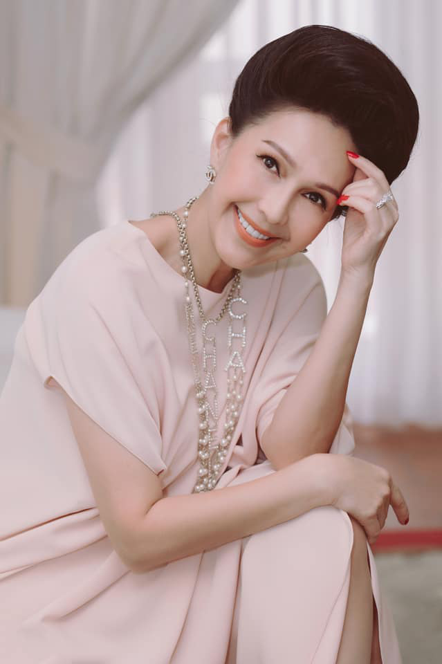 Mỹ nh&acirc;n kh&ocirc;ng tuổi Diễm My: C&aacute;i đẹp trường tồn l&agrave; vẻ tự nhi&ecirc;n to&aacute;t ra từ kh&iacute; chất - Ảnh 4.