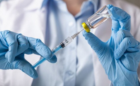 Ai đang “chậm chân” trong cuộc đua sản xuất vaccine COVID-19? - Ảnh 2.