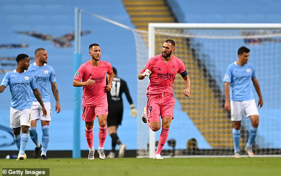Man City 2-1 Real Madrid: Ngày thi đấu tệ hại của Varane! (Lượt về vòng 1/8 UEFA Champions League) - Ảnh 3. Man City 2-1 Real Madrid: Ngày thi đấu tệ hại của Varane! (Lượt về vòng 1/8 UEFA Champions League) - Ảnh 3.