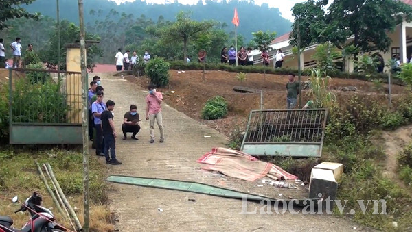 Điểm tuần: Nấu gà nguyên lông, bạo hành ruột thịt... - những người giật lùi về tư duy - Ảnh 6.