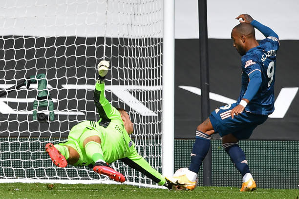 truc-tiep-fulham-0-1-arsenal-lacazette-no-sung-184847-1