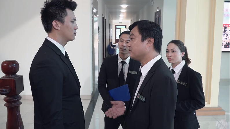 Lựa chọn số phận - Tập 68: Ph&uacute;t trước mắng Trang t&eacute; t&aacute;t, ph&uacute;t sau Tấn lại ngon ngọt dụ dỗ - Ảnh 7.