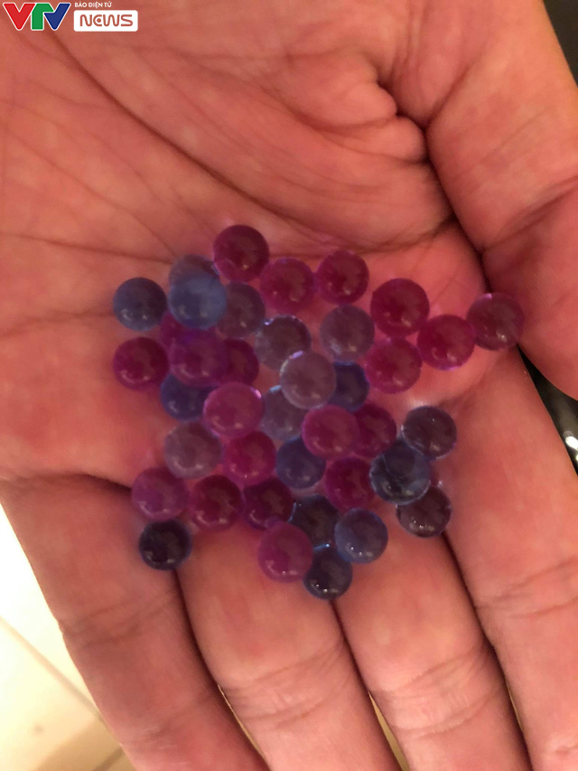 Hàng trăm khẩu súng đồ chơi bắn đạn nở nguy hiểm bị thu giữ - Ảnh 8. Hàng trăm khẩu súng đồ chơi bắn đạn nở nguy hiểm bị thu giữ - Ảnh 8.