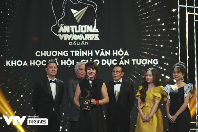 Những giải thưởng đã được trao tại VTV Awards 2020 - Ảnh 8. Những giải thưởng đã được trao tại VTV Awards 2020 - Ảnh 8.