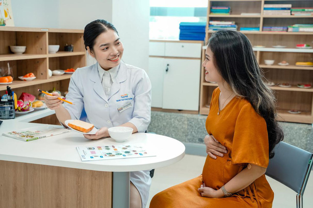 Tư vấn trực tuyến: Tăng chiều cao tối ưu cho trẻ nhờ dinh dưỡng, vận động khoa học - Ảnh 1. Tư vấn trực tuyến: Tăng chiều cao tối ưu cho trẻ nhờ dinh dưỡng, vận động khoa học - Ảnh 1.