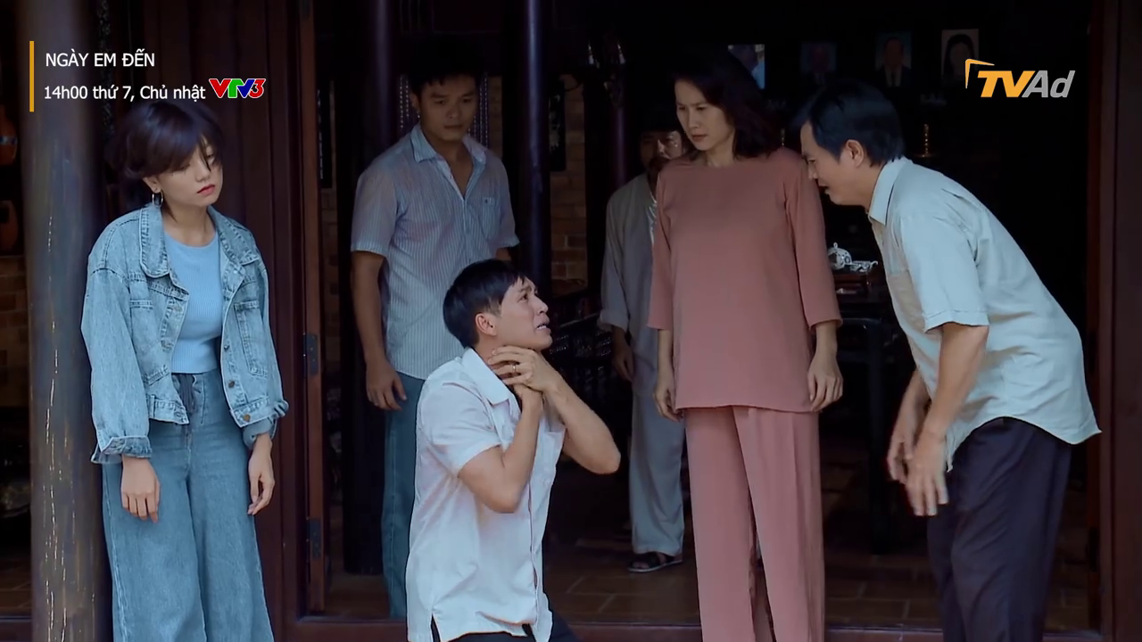 Ngày em đến - Tập 10: Đỡ nhát kiếm cho vợ, Tài có khiến Trà rung động mà ở lại? - Ảnh 4. Ngày em đến - Tập 10: Đỡ nhát kiếm cho vợ, Tài có khiến Trà rung động mà ở lại? - Ảnh 4.