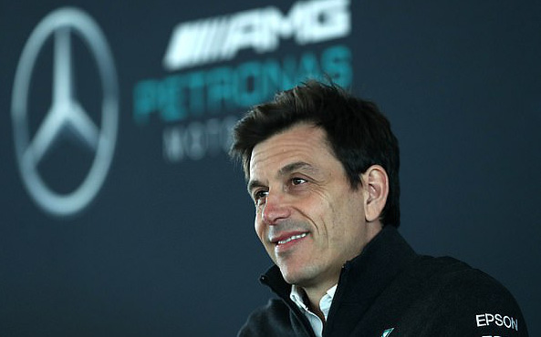 Toto Wolff tin vào việc Lewis Hamilton sẽ gia hạn với Mercedes - Ảnh 1.