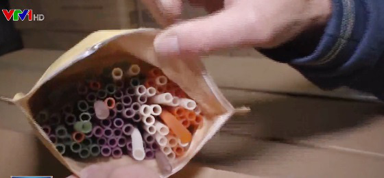 Ống hút làm bằng bột gạo, bột sắn Việt đắt khách tại châu Âu - Ảnh 1. Ống hút làm bằng bột gạo, bột sắn Việt đắt khách tại châu Âu - Ảnh 1.