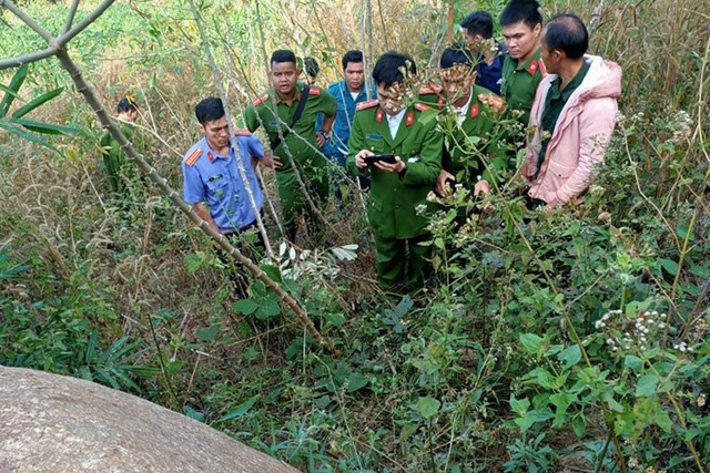 Dùng súng săn bắn chết người vì tưởng nhầm là khỉ - Ảnh 1.