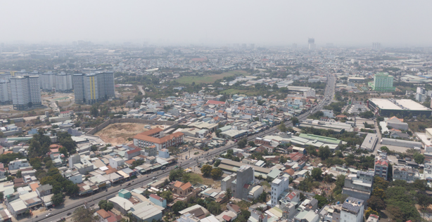 Người dân đổ xô mua đất khu Đông TP Hồ Chí Minh - Ảnh 1.