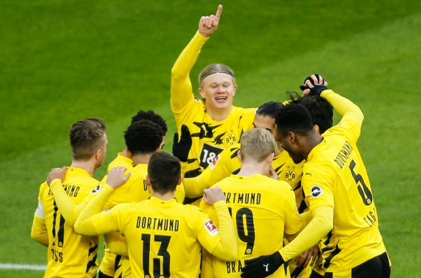 Dortmund 1-1 Mainz 05: Marco Reus đá hỏng phạt đền, Dortmund chia điểm tiếc nuối - Ảnh 2.