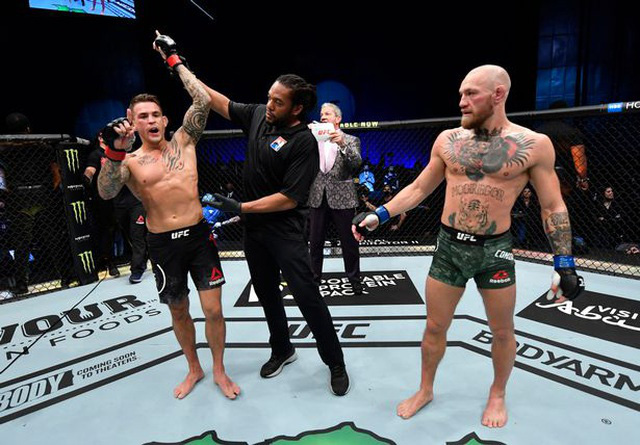 McGregor bị hạ knock-out chóng vánh trong ngày tái xuất - Ảnh 3.