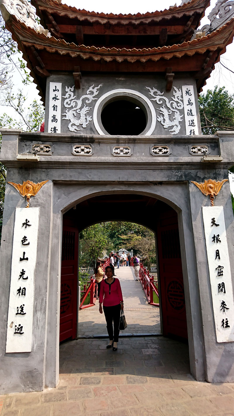 
The entrance to Ngoc Son Temple in front of The Huc bridge
