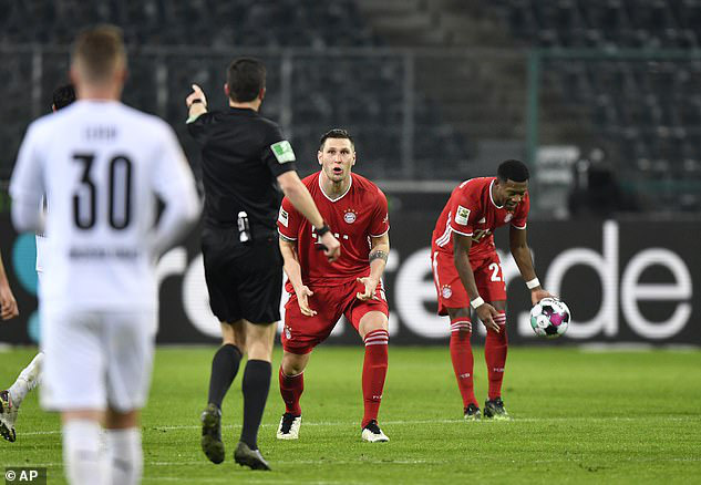 Mgladbach 3-2 Bayern Munich: Hùm Xám đứt mạch bất bại - Ảnh 4.