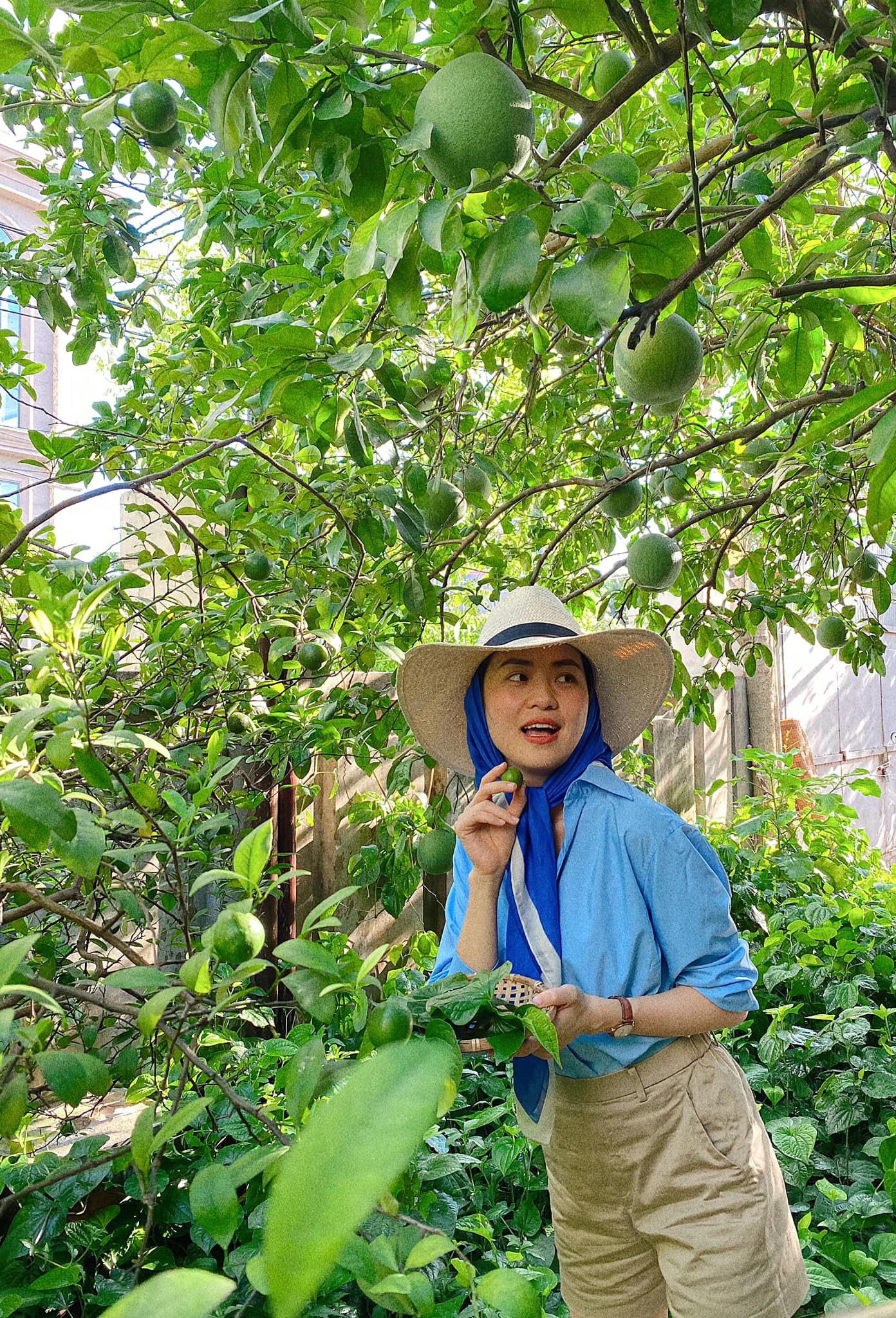 Vẻ xinh đẹp giữa đời thường của MC, bi&ecirc;n tập vi&ecirc;n VTV - Ảnh 4.