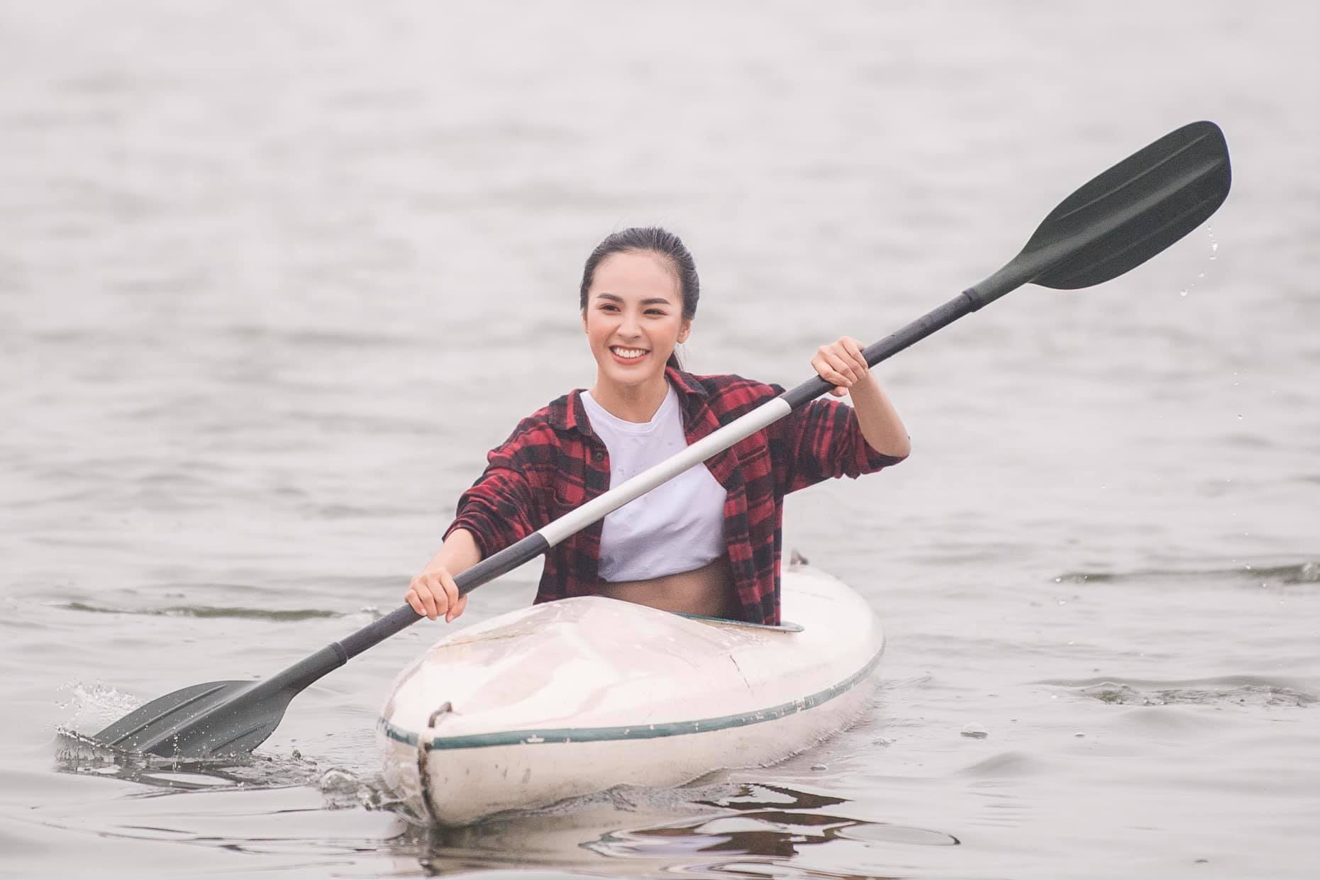 Vẻ xinh đẹp giữa đời thường của MC, bi&ecirc;n tập vi&ecirc;n VTV - Ảnh 2.