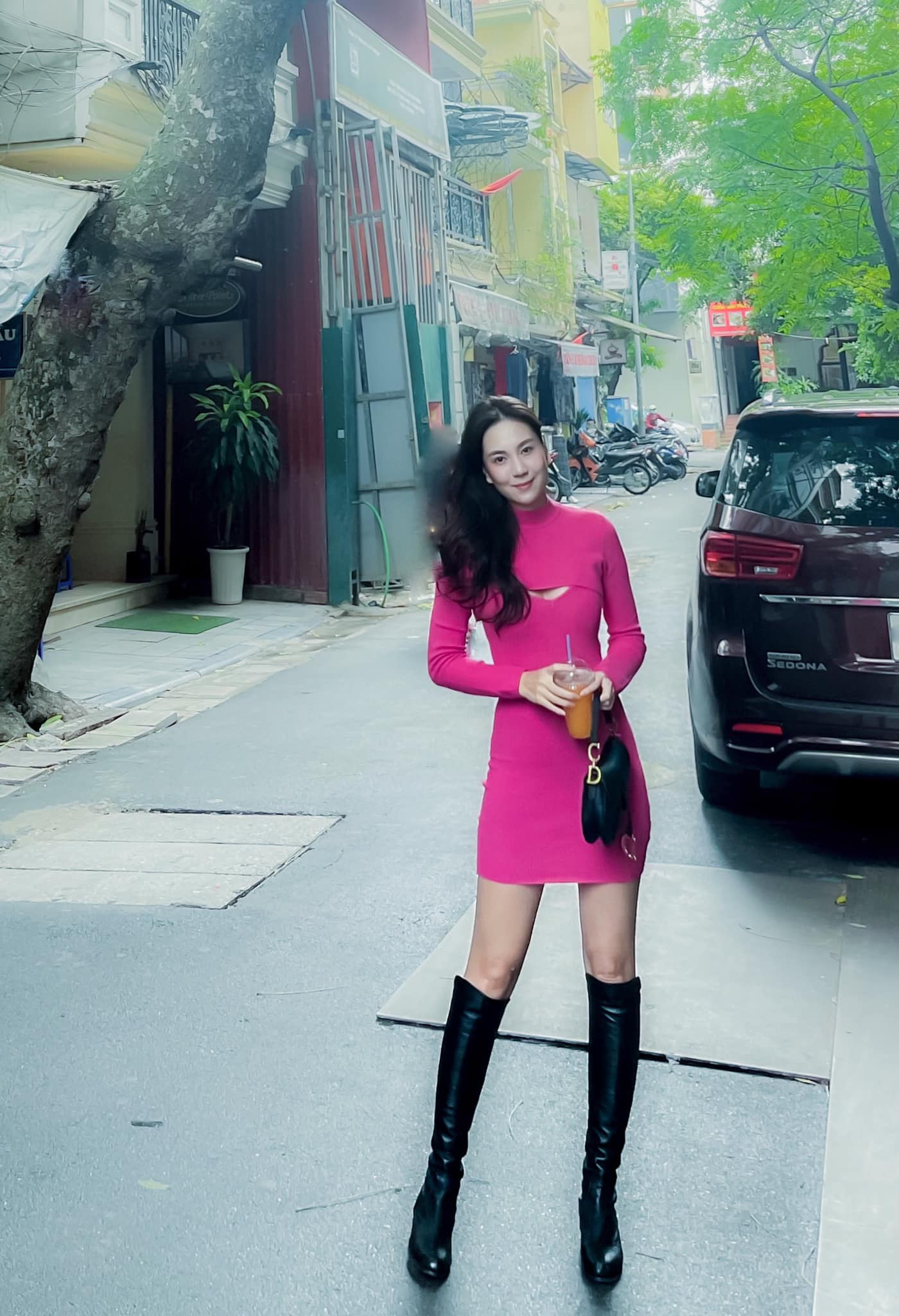 Vẻ xinh đẹp giữa đời thường của MC, bi&ecirc;n tập vi&ecirc;n VTV - Ảnh 13.