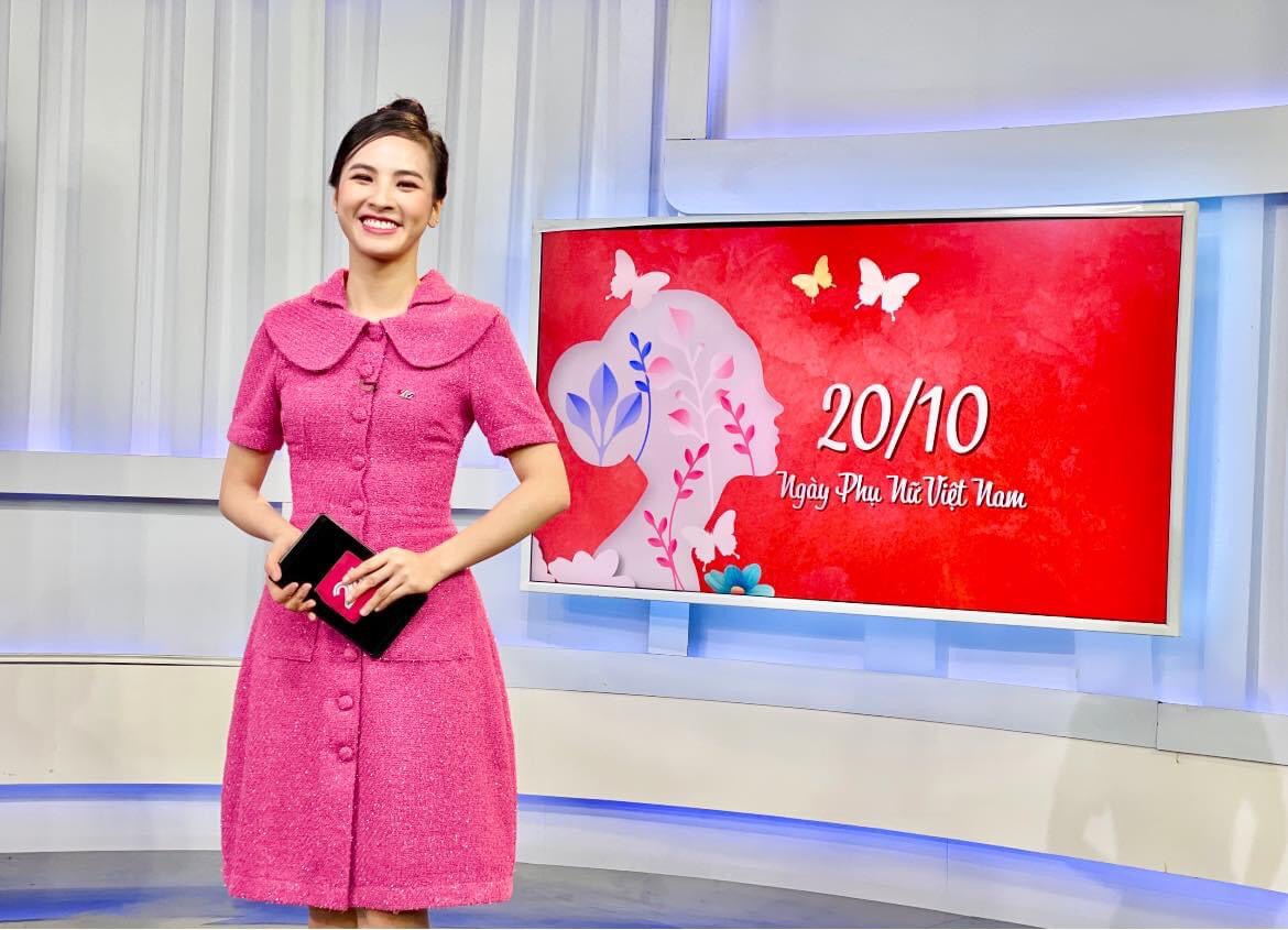 Vẻ xinh đẹp giữa đời thường của MC, bi&ecirc;n tập vi&ecirc;n VTV - Ảnh 1.