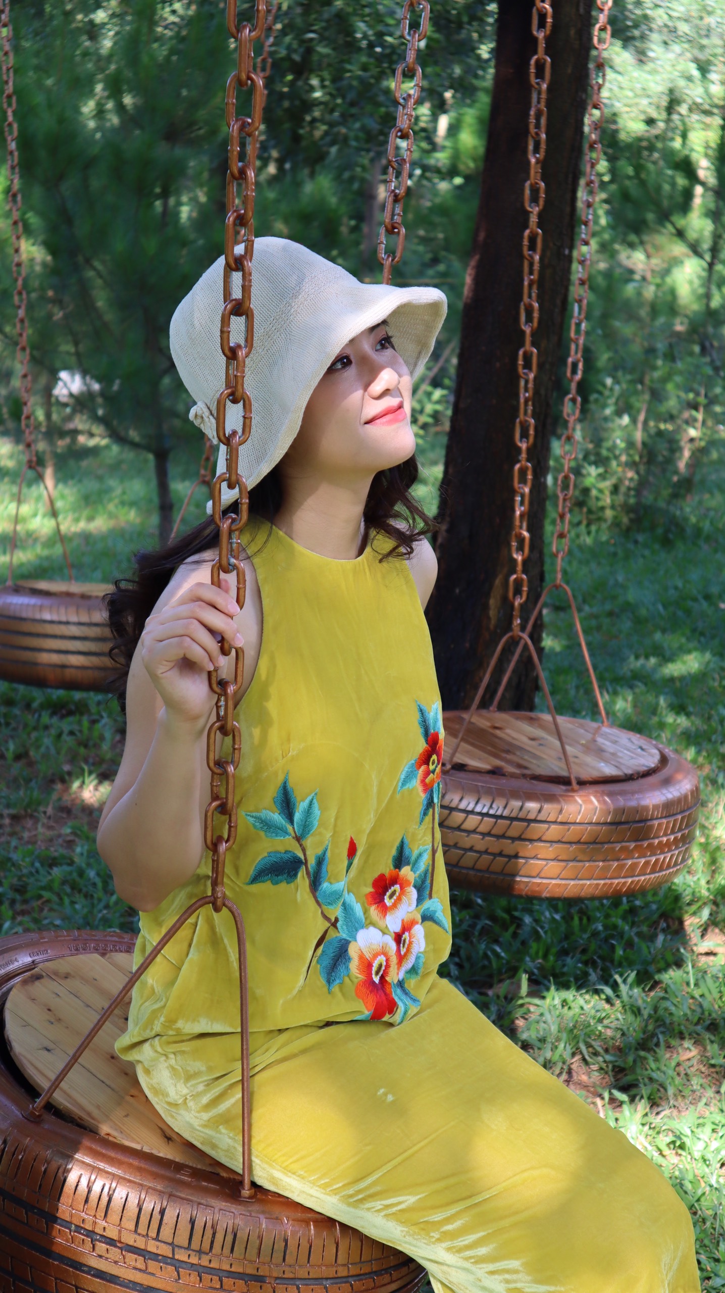 Vẻ xinh đẹp giữa đời thường của MC, bi&ecirc;n tập vi&ecirc;n VTV - Ảnh 12.