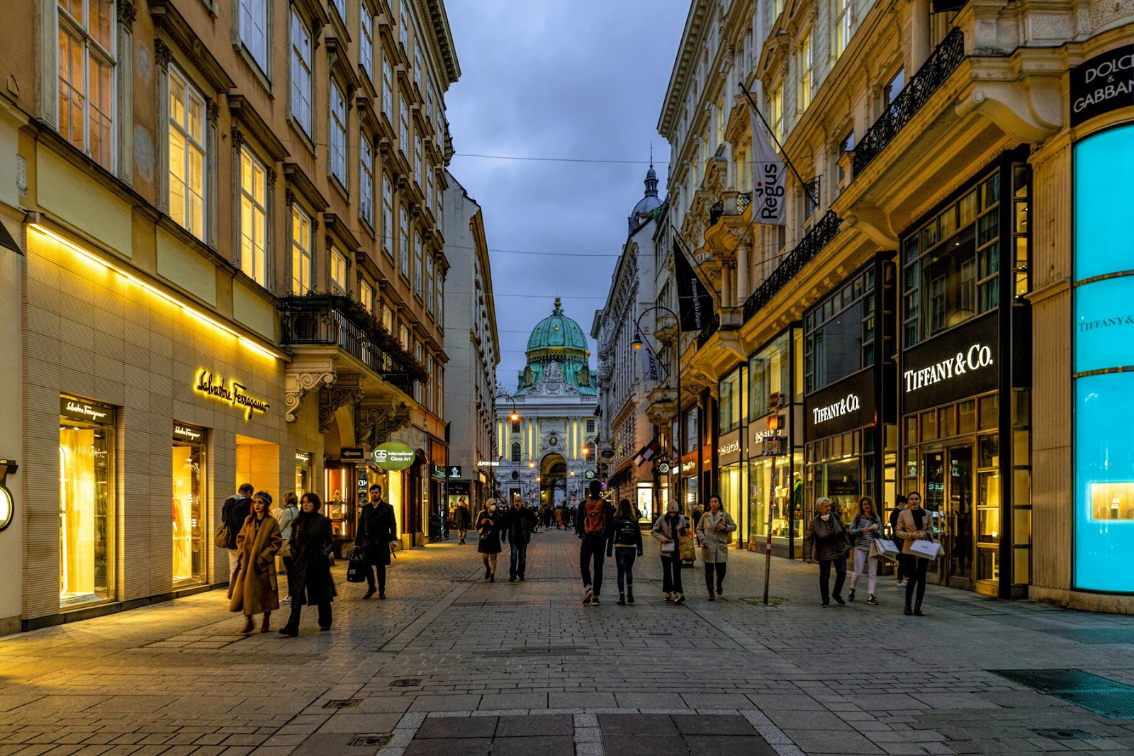 10 quốc gia hạnh ph&uacute;c nhất thế giới năm 2021 - Ảnh 10.