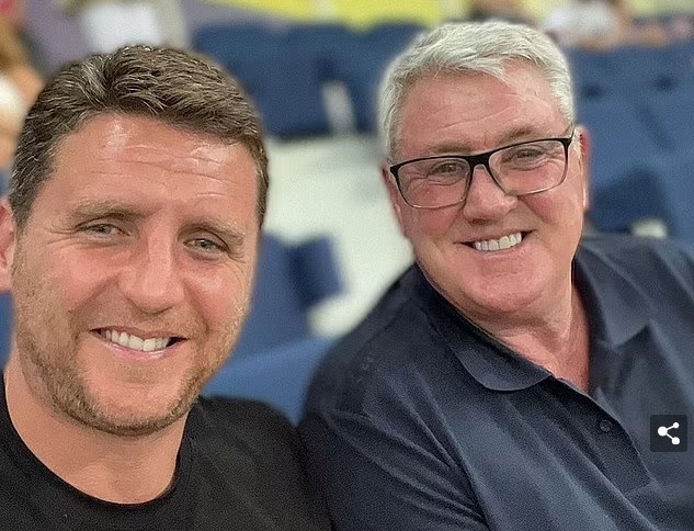 HLV Steve Bruce lần đầu xuất hiện sau khi bị Newcastle United sa thải - Ảnh 1.