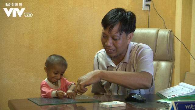 Những mùa tri ân Nhà giáo trên sóng VTV: Tôn vinh và truyền cảm hứng - Ảnh 5. Những mùa tri ân Nhà giáo trên sóng VTV: Tôn vinh và truyền cảm hứng - Ảnh 5.