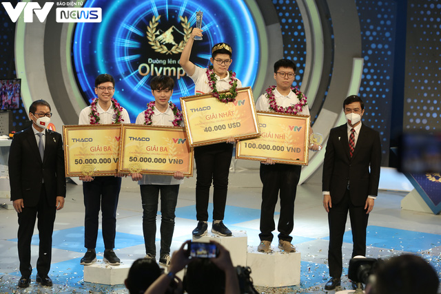 Nguyễn Hoàng Khánh giúp Quảng Ninh có nhiều nhà vô địch Olympia nhất - Ảnh 3.