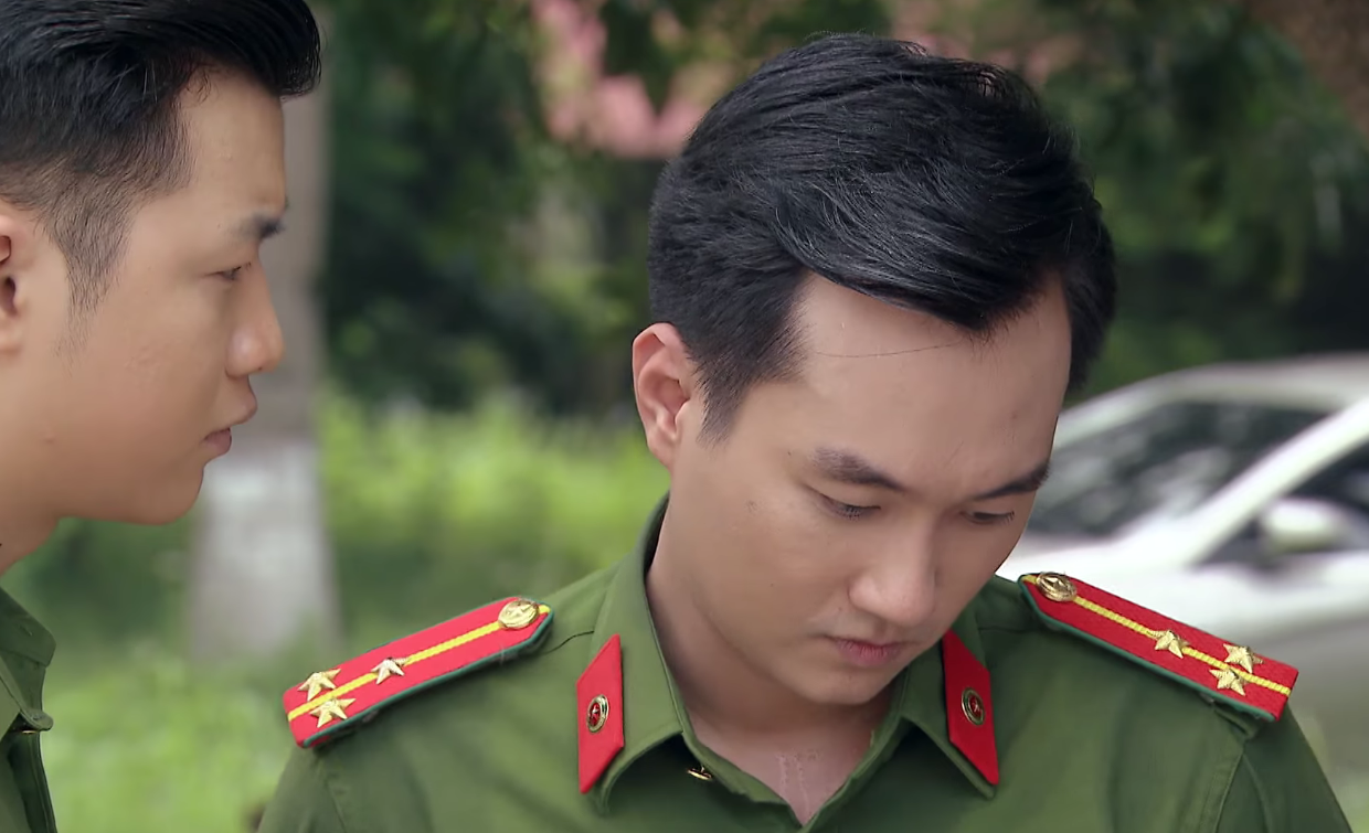 Phố trong l&agrave;ng - Tập 11: Nam vui mừng v&igrave; group c&ocirc;ng an x&atilde; được người d&acirc;n hưởng ứng - Ảnh 3.