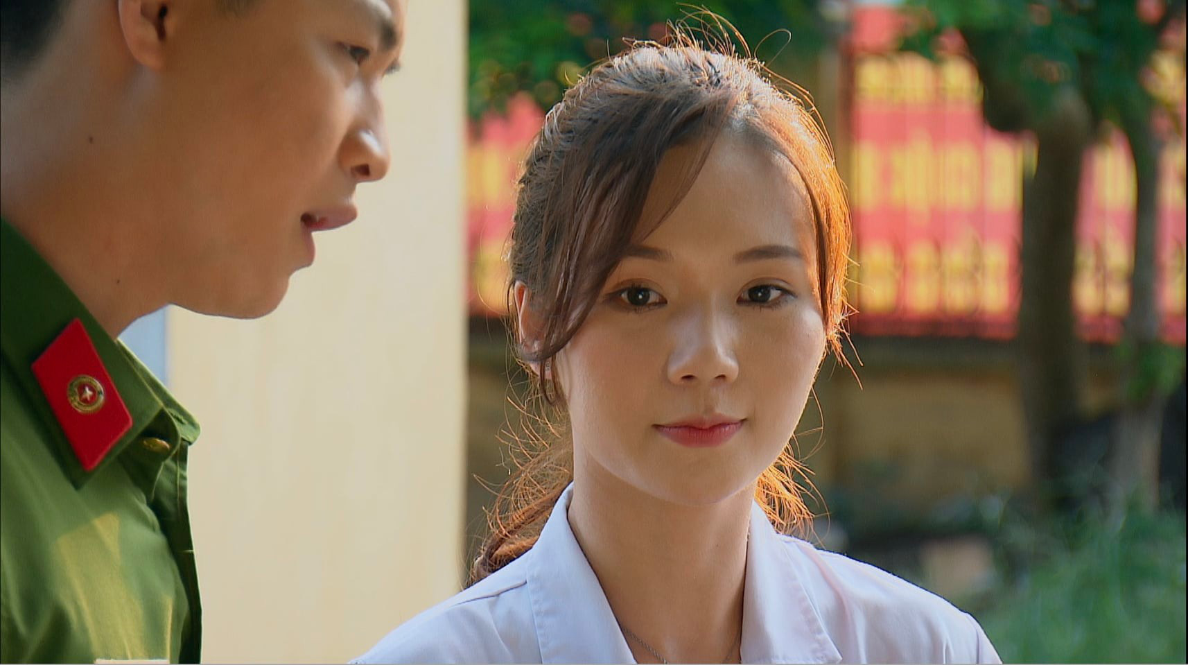 Phố trong l&agrave;ng - Tập 14: B&agrave; M&acirc;y c&oacute; b&aacute;n đứng Ngọc? - Ảnh 9.