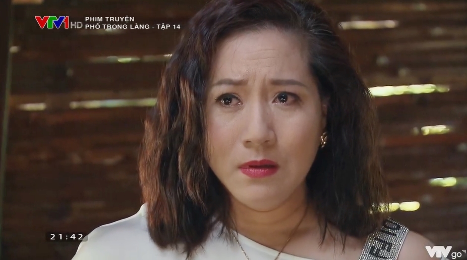 Phố trong l&agrave;ng - Tập 14: B&agrave; M&acirc;y c&oacute; b&aacute;n đứng Ngọc? - Ảnh 20.