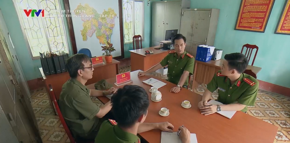 Phố trong l&agrave;ng - Tập 14: B&agrave; M&acirc;y c&oacute; b&aacute;n đứng Ngọc? - Ảnh 1.