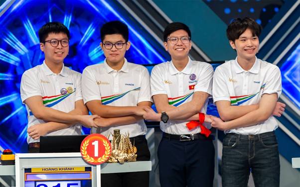4 thí sinh vòng chung kết Olympia 2021 nhận học bổng từ Swinburne Việt Nam - Ảnh 1.
