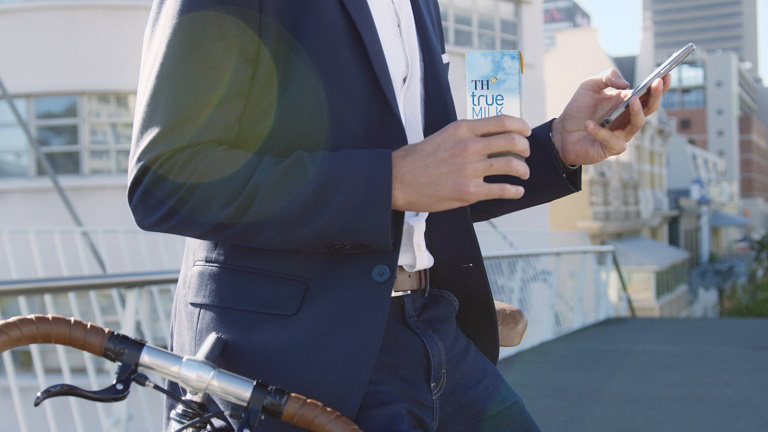 TH ra mắt sữa tươi bổ sung ngũ cốc dạng hạt nguy&ecirc;n c&aacute;m, đầu ti&ecirc;n v&agrave; duy nhất tại Việt Nam - Ảnh 2.