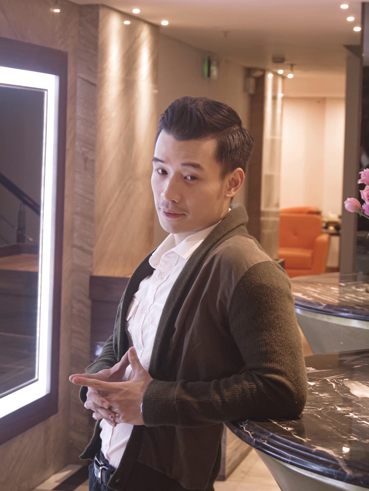 Chàng quân nhân Người ấy là ai bất ngờ xuất hiện trong Phố trong làng - Ảnh 5. Chàng quân nhân Người ấy là ai bất ngờ xuất hiện trong Phố trong làng - Ảnh 5.