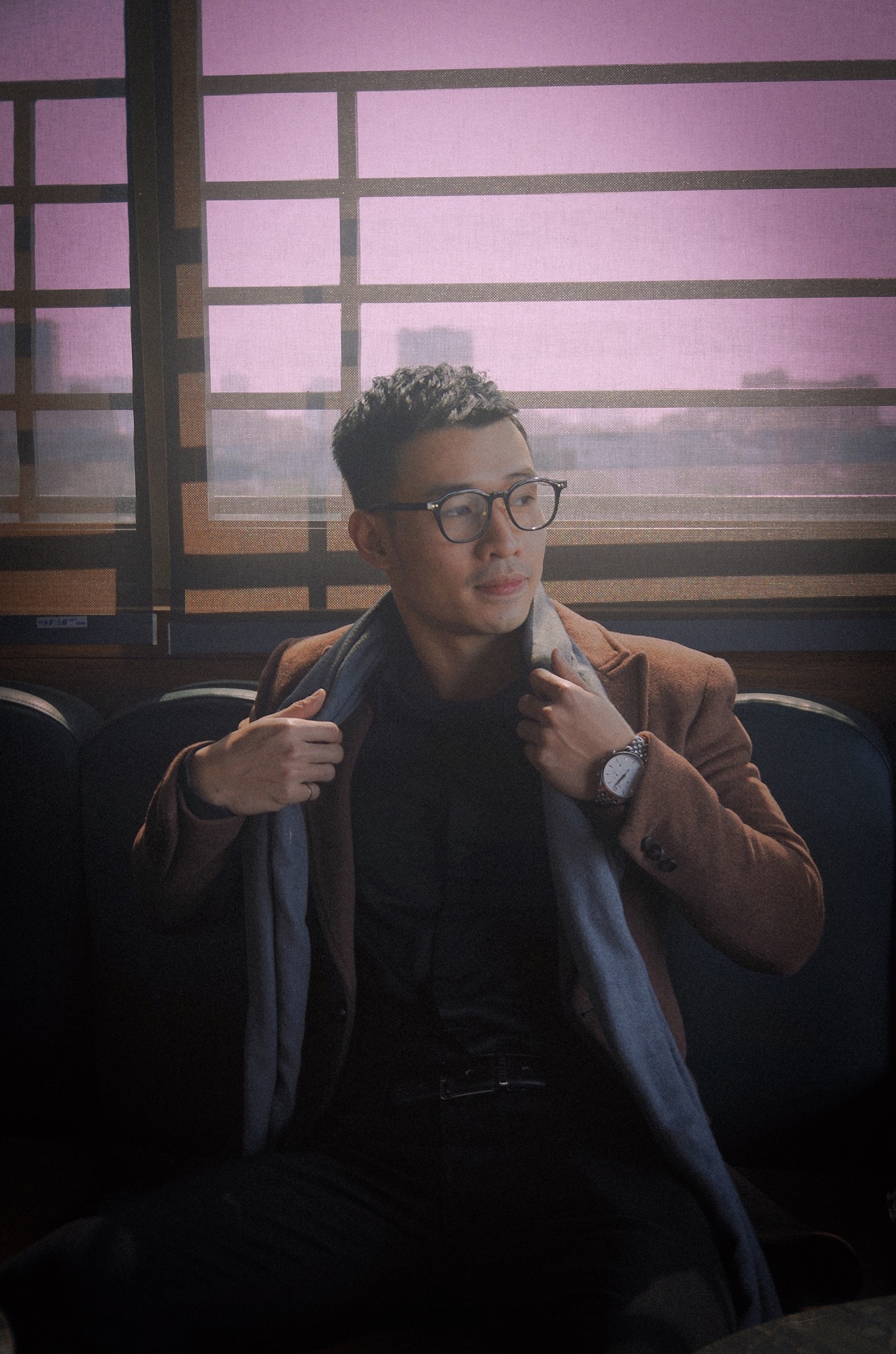 Chàng quân nhân Người ấy là ai bất ngờ xuất hiện trong Phố trong làng - Ảnh 7. Chàng quân nhân Người ấy là ai bất ngờ xuất hiện trong Phố trong làng - Ảnh 7.