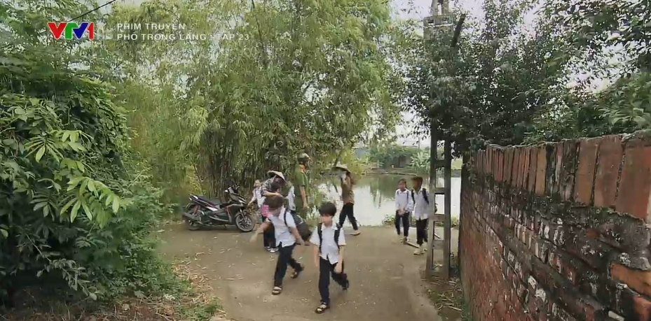 Phố trong làng - Tập 23: Nam đã tìm ra hung thủ thực sự vụ trộm tiền? - Ảnh 7. Phố trong làng - Tập 23: Nam đã tìm ra hung thủ thực sự vụ trộm tiền? - Ảnh 7.