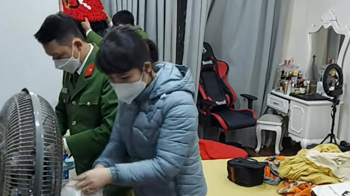 Lừa đảo chiếm đoạt 55 tỷ đồng th&ocirc;ng qua s&agrave;n giao dịch tiền ảo - Ảnh 1.