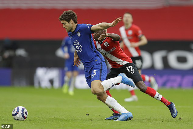 Marcos Alonso bày tỏ nguyện vọng muốn ở lại Chelsea - Ảnh 1.