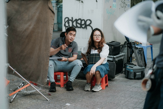 Sài Gòn những ngày cuối năm cùng đạo diễn Hồ Hoàng Huy - Ảnh 3. Sài Gòn những ngày cuối năm cùng đạo diễn Hồ Hoàng Huy - Ảnh 3.