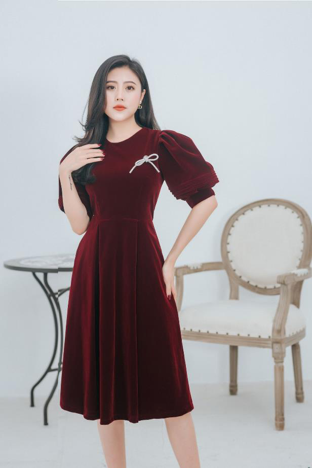 Bí kíp mặc đẹp hết nấc cho nàng công sở cùng Fancy Boutique - Ảnh 3.