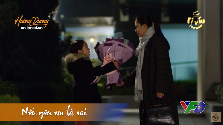 Hướng dương ngược nắng: Châu - Phúc tình tứ ở một miền xa, Minh - Hoàng sẽ sớm thành một cặp - Ảnh 8. Hướng dương ngược nắng: Châu - Phúc tình tứ ở một miền xa, Minh - Hoàng sẽ sớm thành một cặp - Ảnh 8.