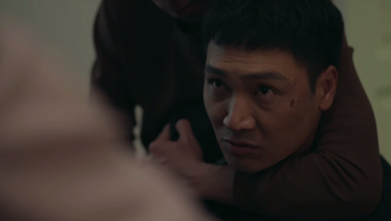 Hồ sơ cá sấu - Tập 28: Cương chột bị đàn em Tuấn mỏ đánh trọng thương - Ảnh 16. Hồ sơ cá sấu - Tập 28: Cương chột bị đàn em Tuấn mỏ đánh trọng thương - Ảnh 16.